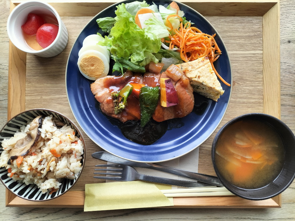 ホカルノコーヒー(岐阜県各務原市/鵜沼宿駅/ホールスタッフ)_2